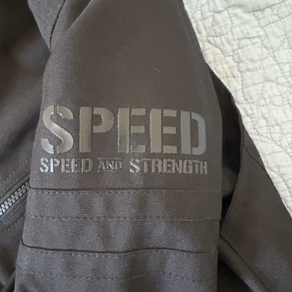 Motorcycle jacket - Picture 2 of 3
